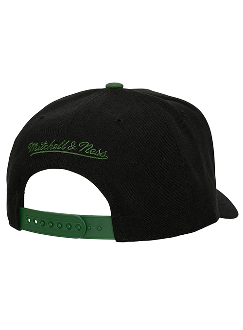 Mitchell & Ness HWC '93 Legacy Pro Milwaukee Bucks Snapback Hat - Image 2