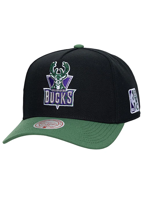 Mitchell & Ness HWC '93 Classic Step Black Milwaukee Bucks Snapback Hat