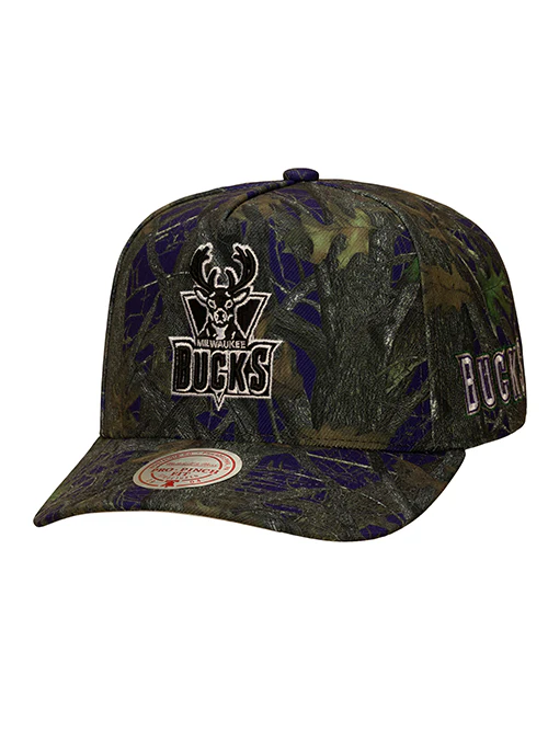 Mitchell & Ness HWC '93 Quiet Blaze Milwaukee Bucks Snapback Hat