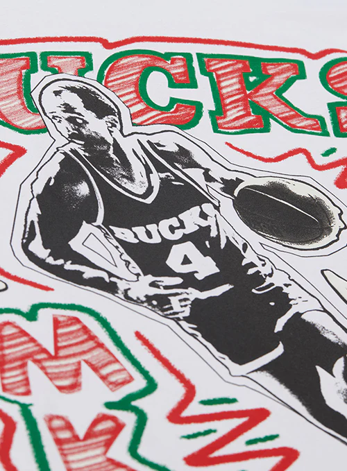 Mitchell & Ness Sidney Moncrief Chalk It Up Milwaukee Bucks T-Shirt - Image 3