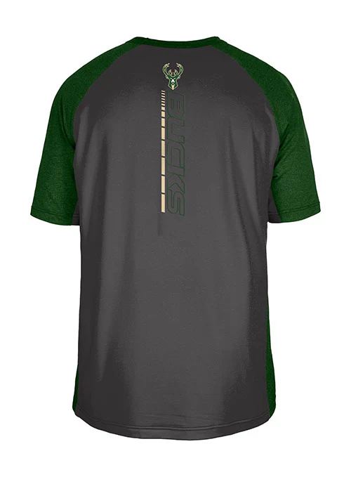 New Era Raglan Spine Active Milwaukee Bucks T-Shirt - Image 2