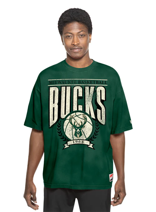 New Era Throwback Milwaukee Bucks Washed T-Shirt - Image 3