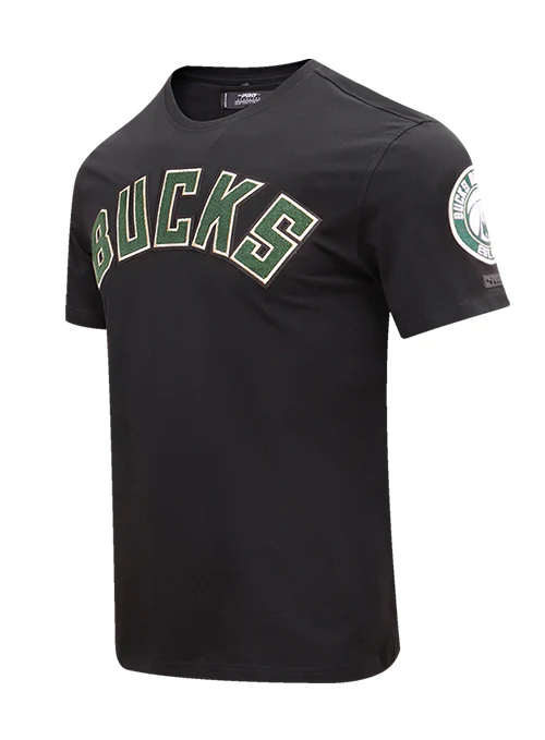 Pro Standard Classic Chenille Milwaukee Bucks T-Shirt - Image 5