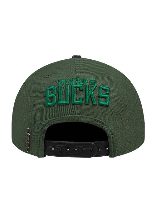 Pro Standard Fright Green Milwaukee Bucks 2-Tone Snapback Hat - Image 4