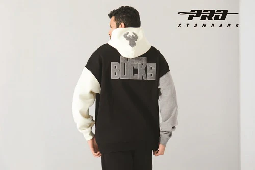 Pro Standard Reverse Terry Milwaukee Bucks Hooded Sweatshirt - Image 5