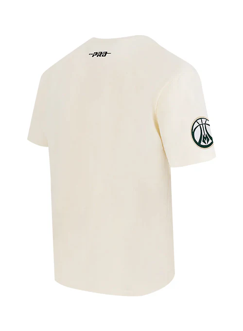 Pro Standard Stamped Milwaukee Bucks T-Shirt - Image 4