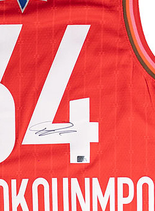 Signed Jordan 2020 All-Star Giannis Antetokounmpo Red Milwaukee Bucks Swingman Jersey - Image 2