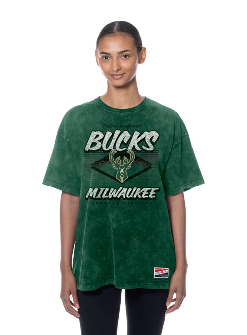 Women's New Era Leisure Throw Green Milwaukee Bucks T-Shirt